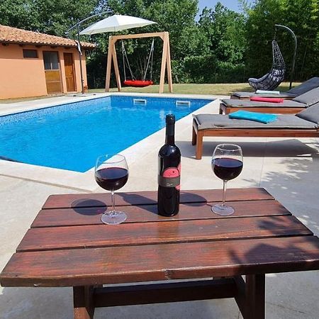 Sunny Garden Villa With Pool Loborika Kültér fotó